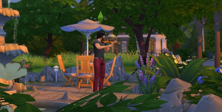 Playing Violin in The Sims 4